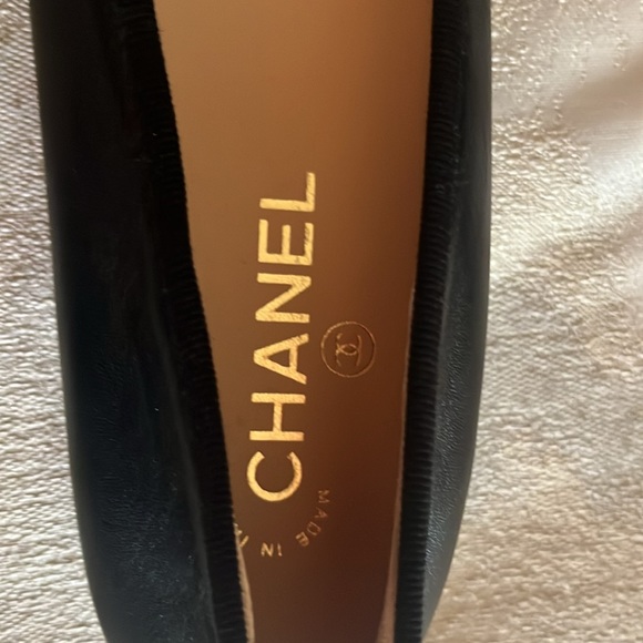Chanel Black ballet flats NWT in box - Picture 4 of 7